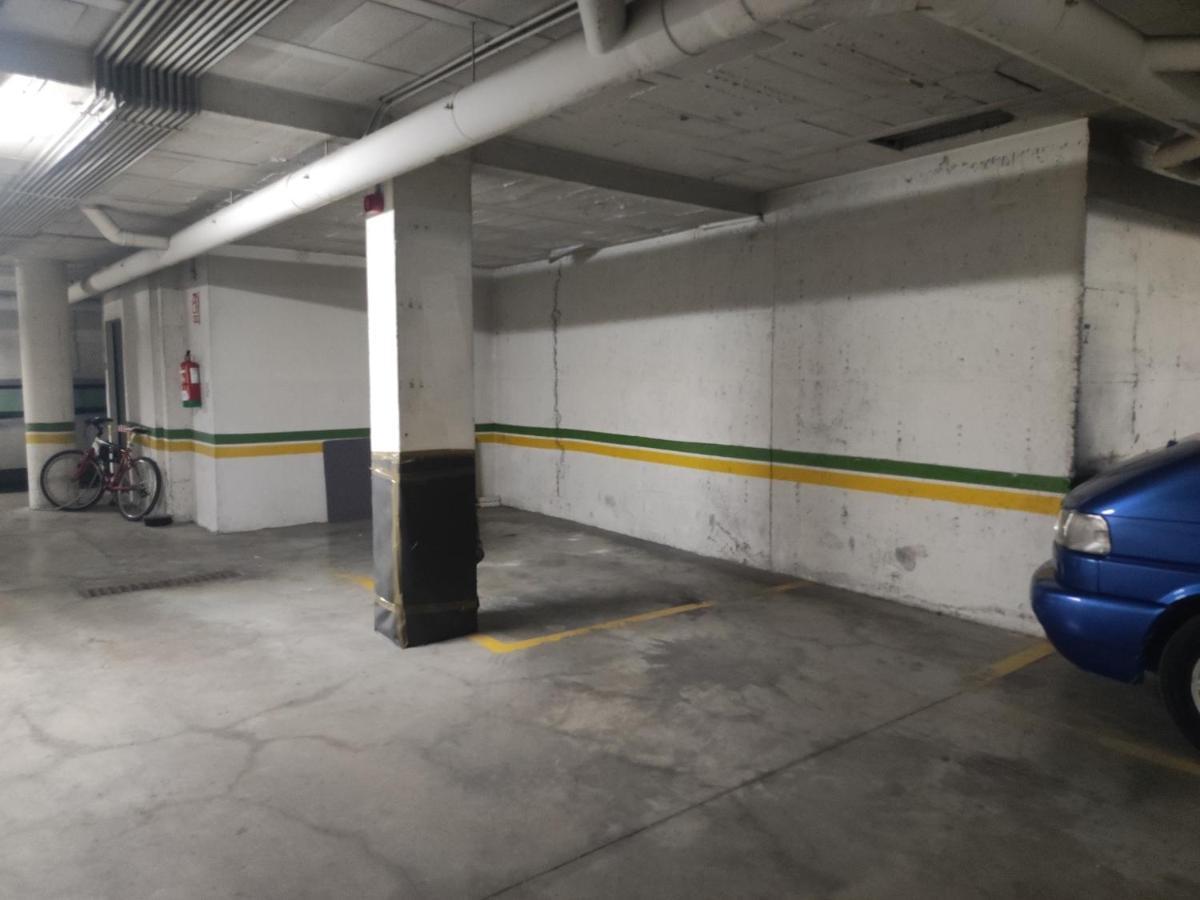 Apartamento San Luis. Plaza De Parking Gratis!!! 塞维利亚 外观 照片