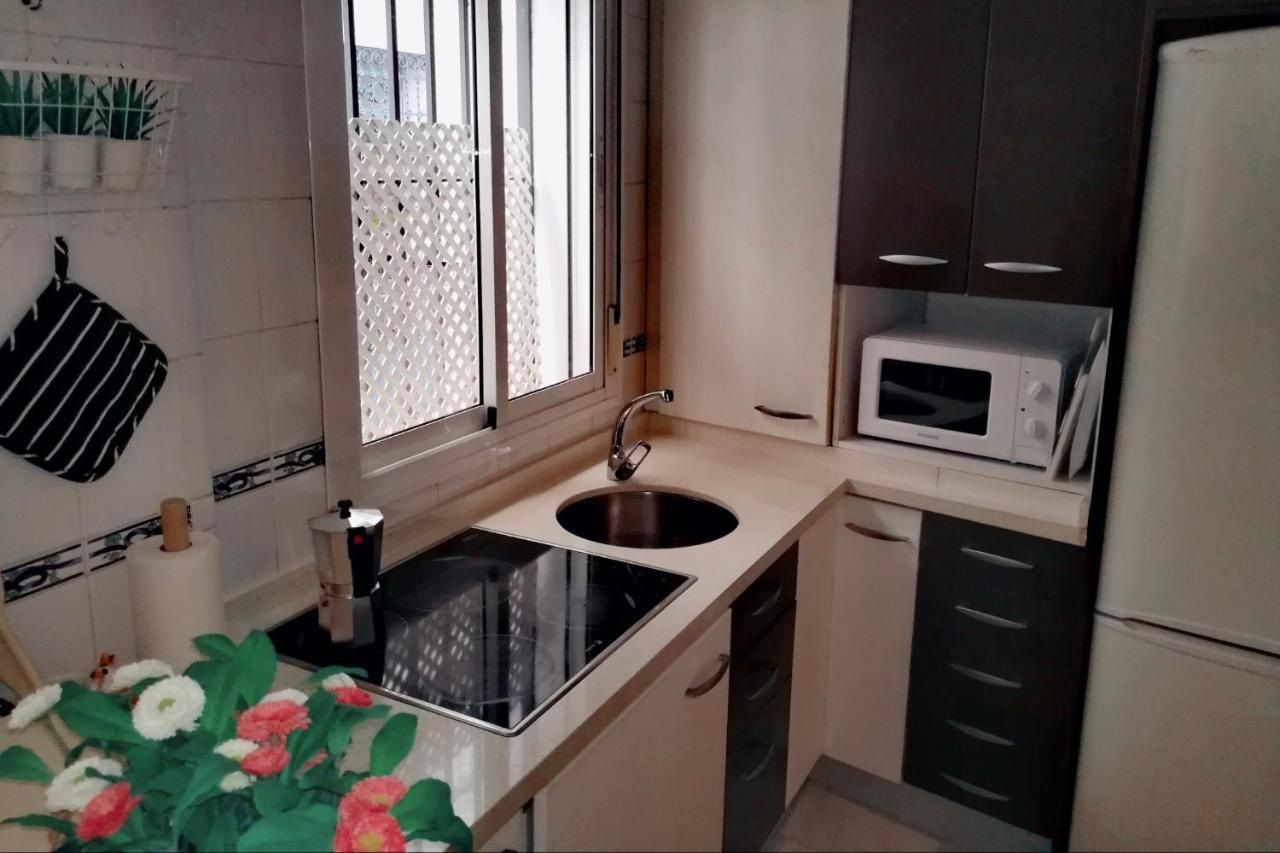 Apartamento San Luis. Plaza De Parking Gratis!!! 塞维利亚 外观 照片
